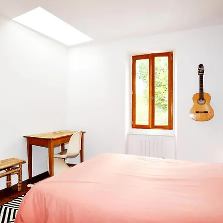 Casa vacanze 3 Bedroom Pet Friendly In *