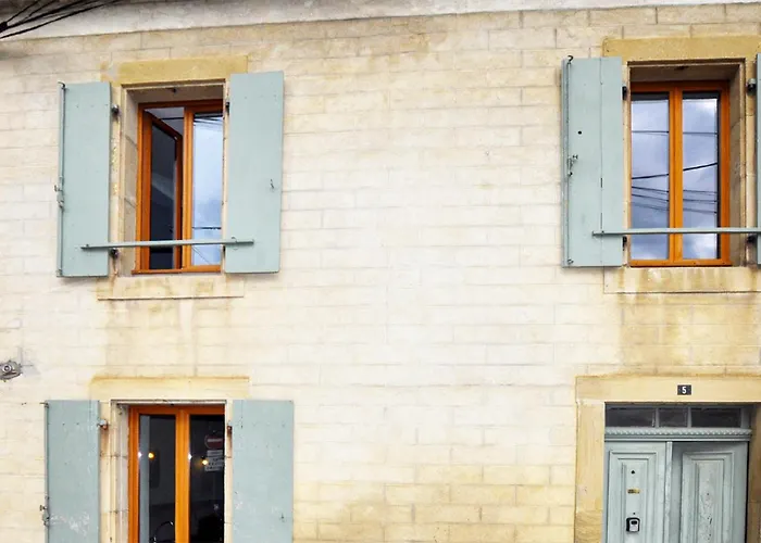 3 Bedroom Beautiful In Vakantiehuis Castelreng