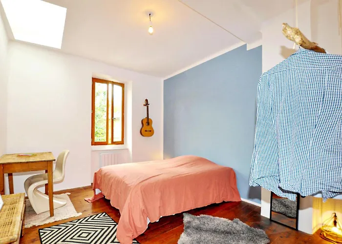 Vakantiehuis 3 Bedroom Beautiful In Castelreng